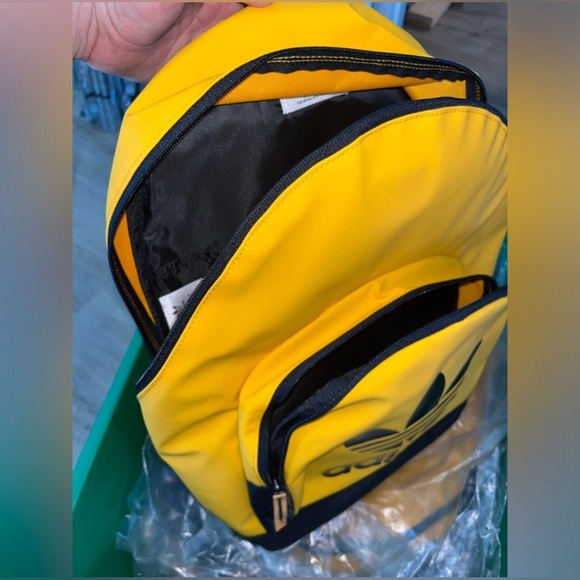 Adicolor Archive Backpack Unisex*NEW/GOLD - Picture 5 of 5